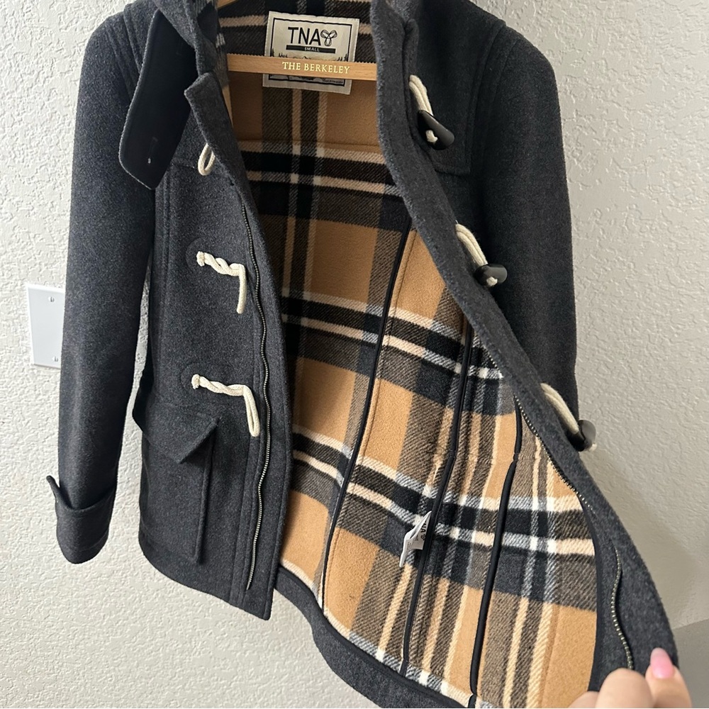 Aritzia TNA The Berkeley duffle coat - Picture 4 of 6